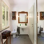 Lucrecia By Interhome